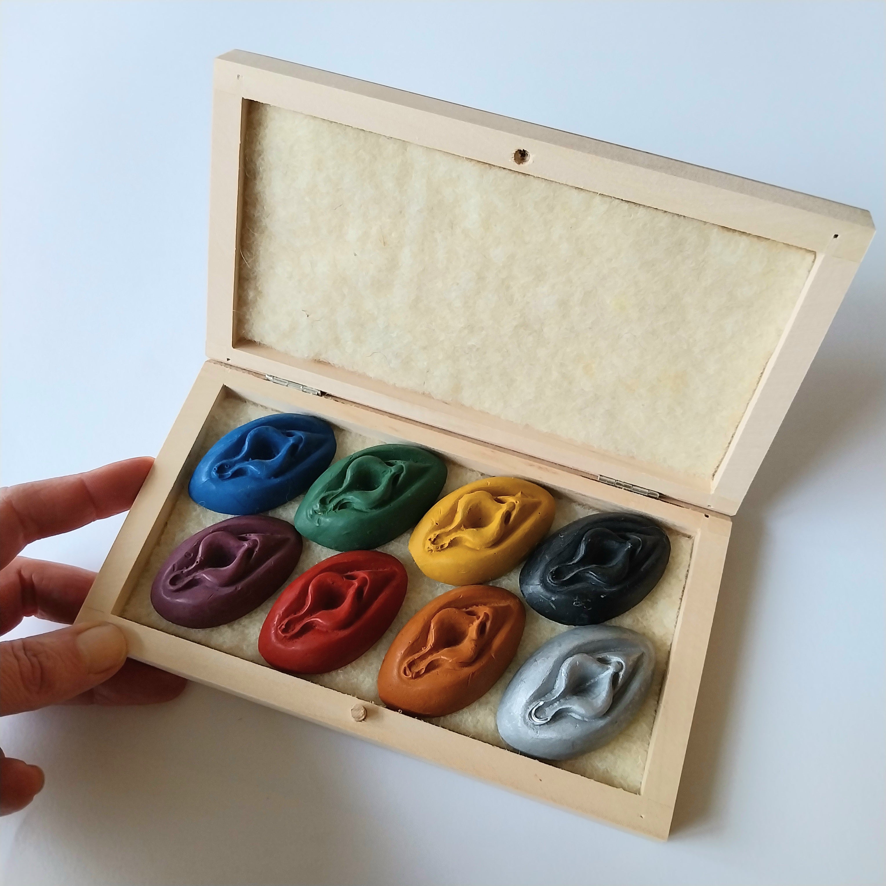 Coffret en bois 8 crayons - couleurs au choix