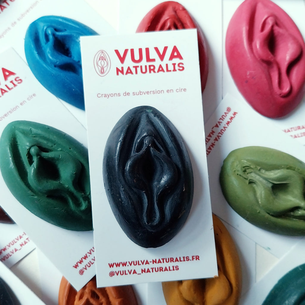 Crayon de subversion vulve - estompe au doigt - noir